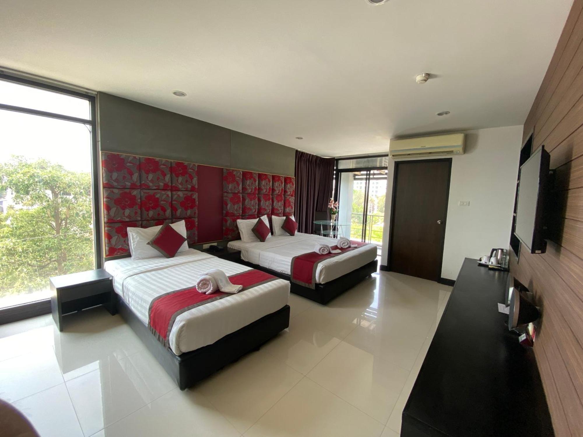 Le Vernissage By Goad Avadhess Hospitality Pattaya Exterior foto